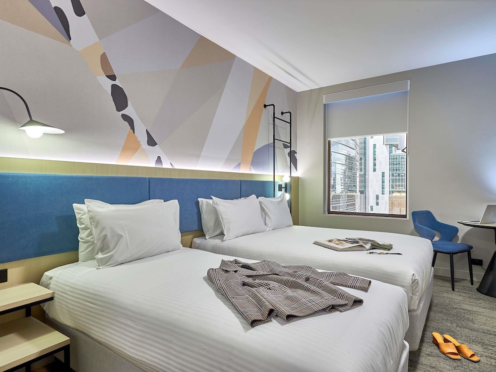 IBIS PERTH 25/70