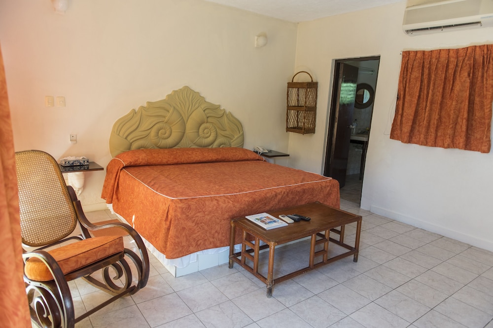 Villablanca Hotel 9/50