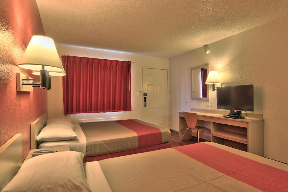 Motel6 Sacramento, CA - Old Sacramento North 38/57