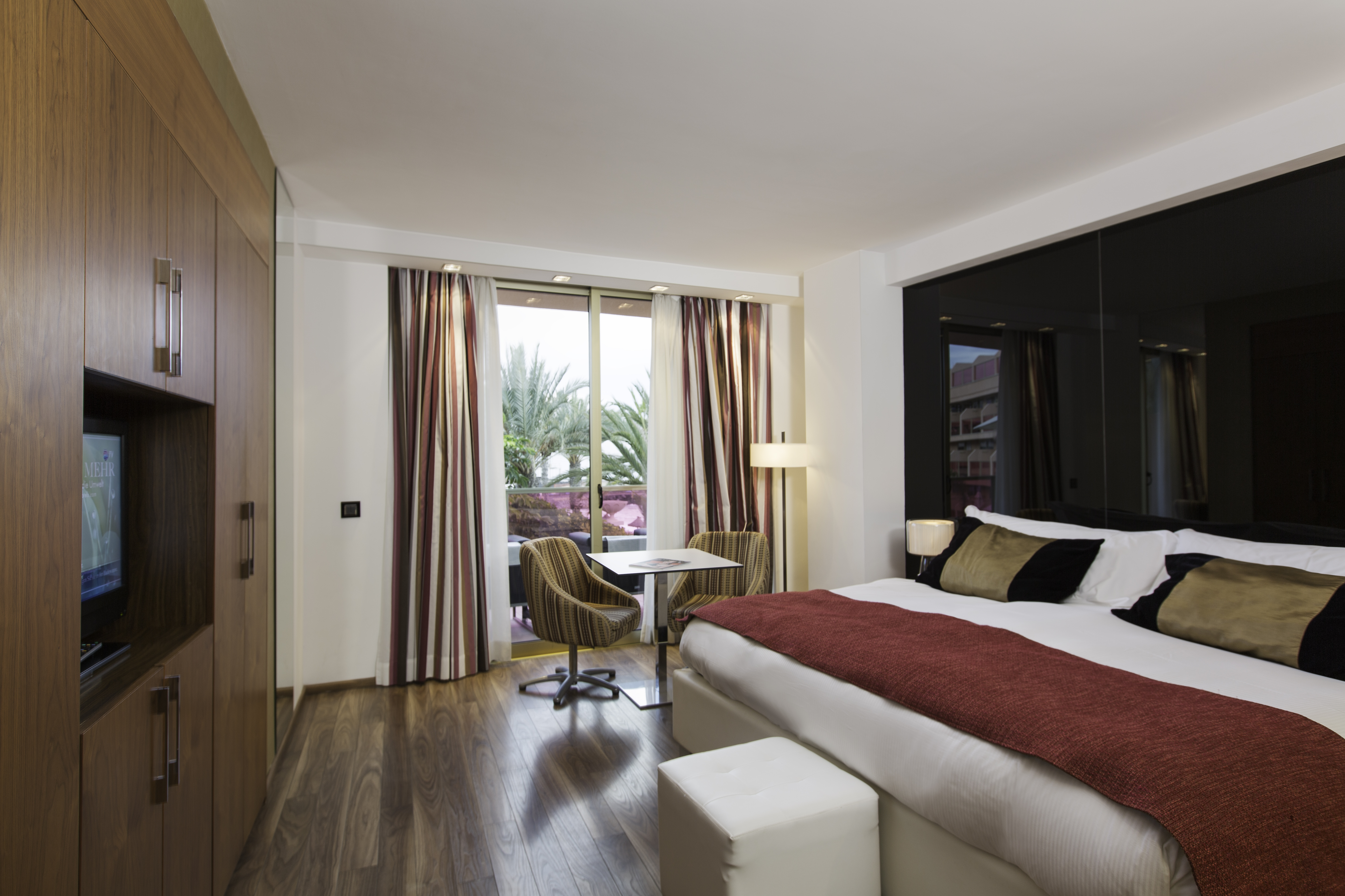 Superior, Direct Pool Access, Ground Floor