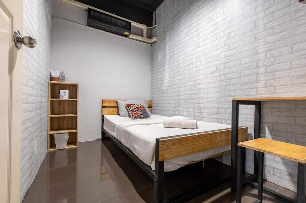 La Belle Nuit House 40/78