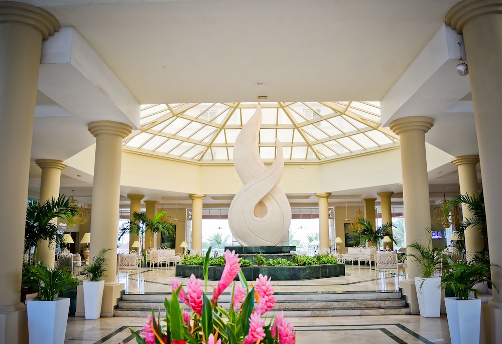 Bahia Principe Explore Jamaica 9/50