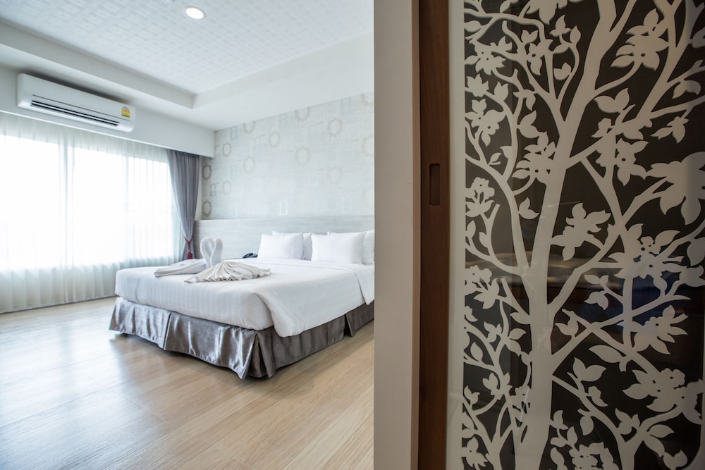 Juntra Resort And Hotel 25/54