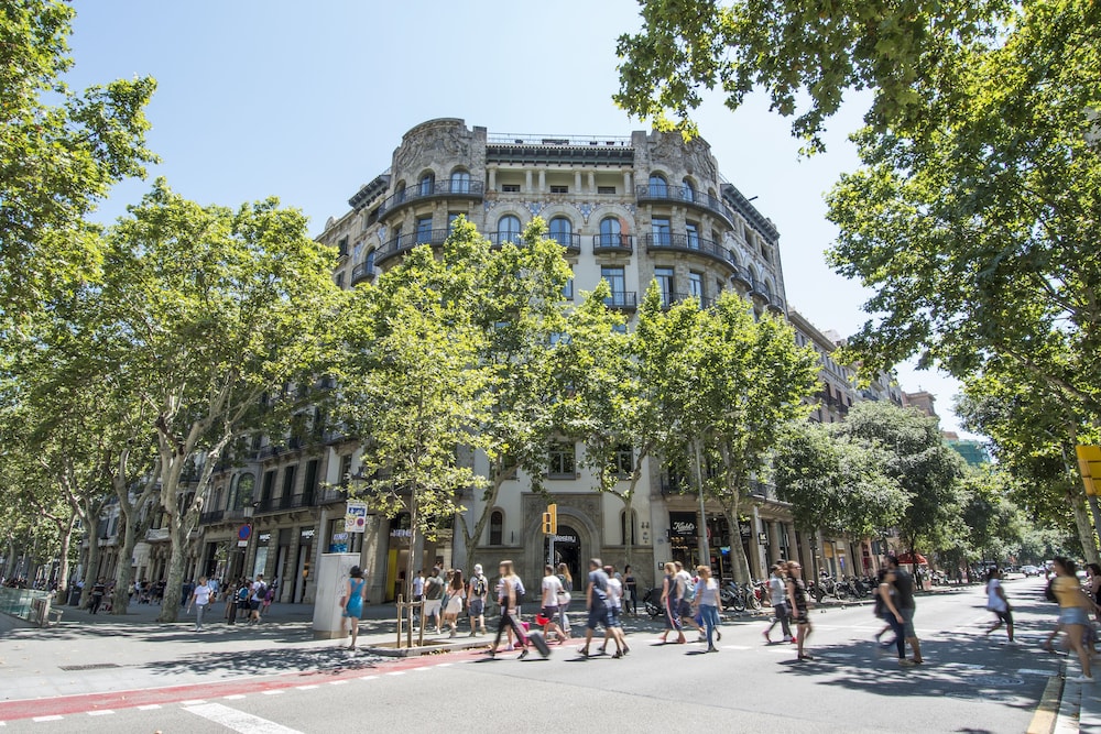 Safestay Passeig de Gracia - Adults Only 31/33