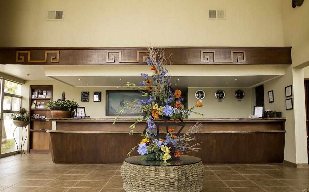 Estero Beach Hotel & Resort 5/70