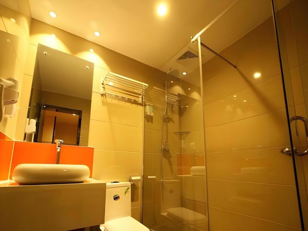 7 Days Inn Guilin Central Plaza 48/50