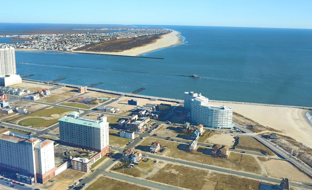 Ocean Resort Casino 73/76