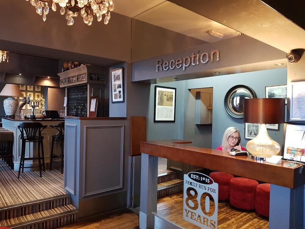Regent Hotel 32/42