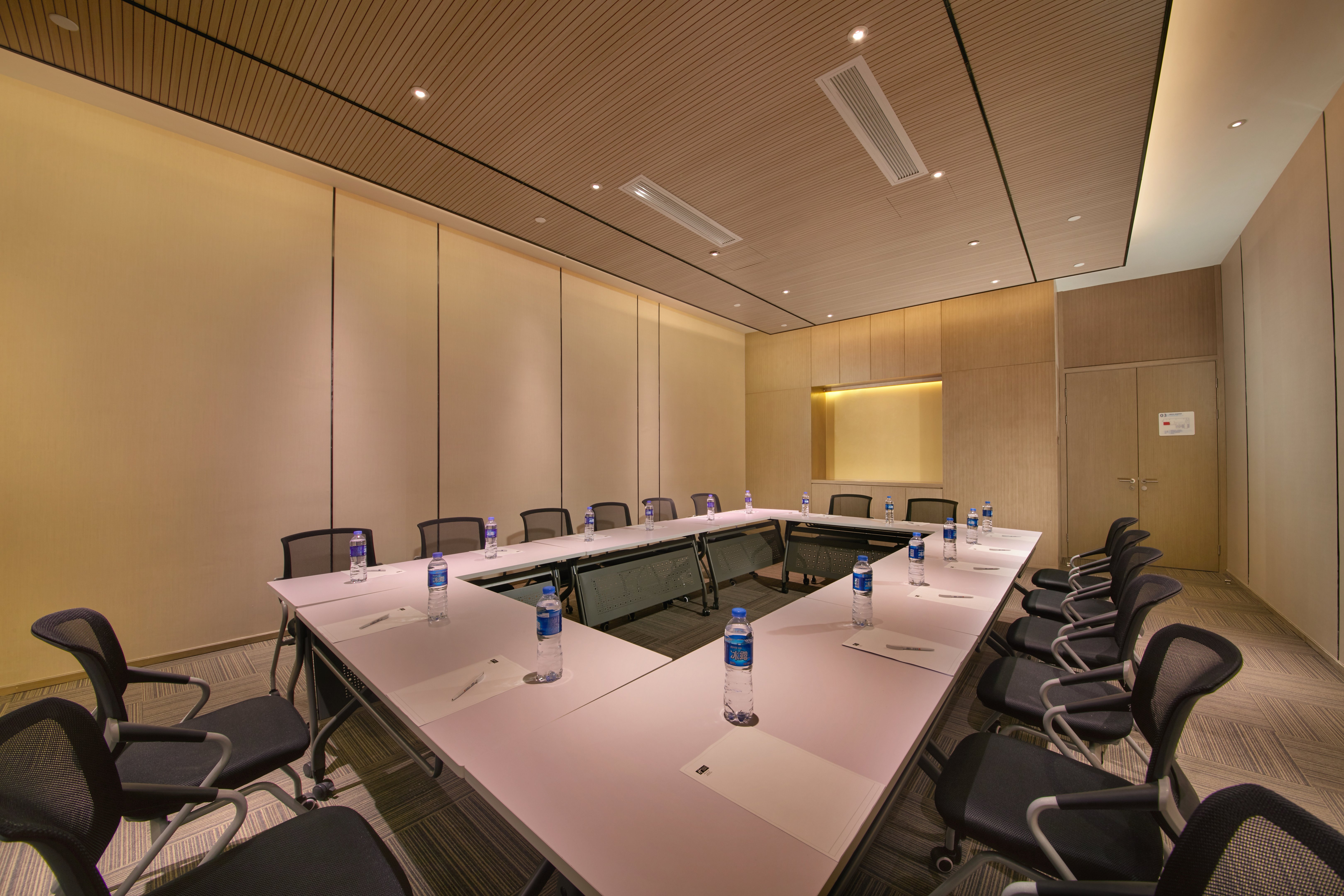 HOLIDAY INN EXPRESS HANGZHOU EAST STATION 35/45