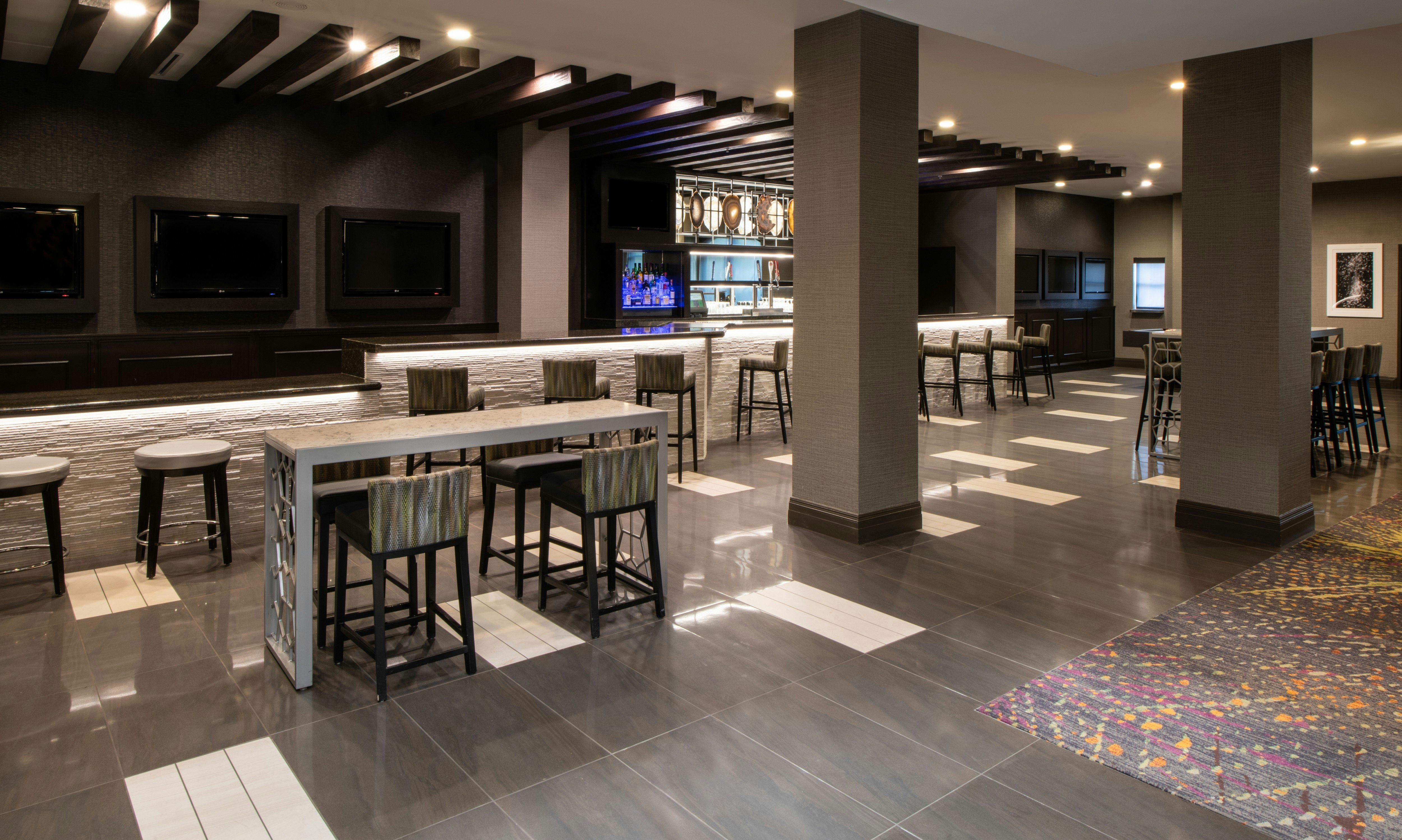 Embassy Suites Las Vegas 55/76