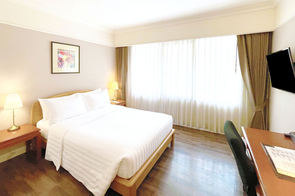 Le Siam Hotel 11/66