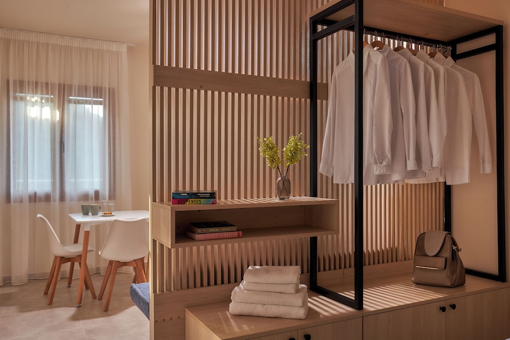 Keramos Villa And Apartments 30/45