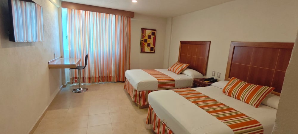 SUPERIOR, DOUBLE BED, CITY VIEW