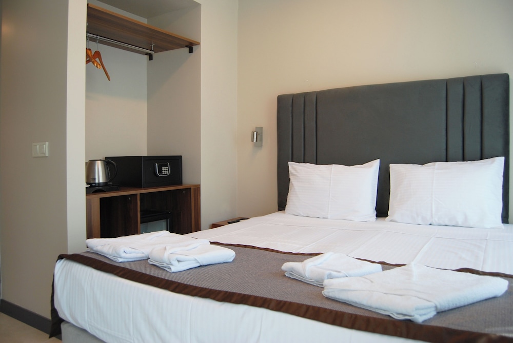 ALL INN HOTEL 29/60