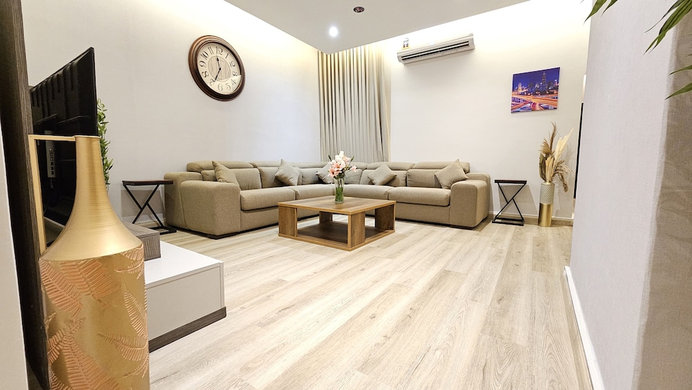 فندق رحال البحر للشقق الفندقية(Rahhal Al Bahr Hotel Apartment) 44/68