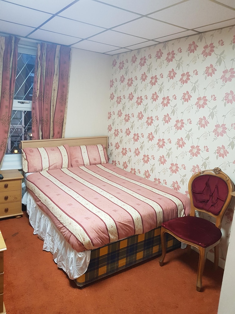 The Albany Hotel 28/66
