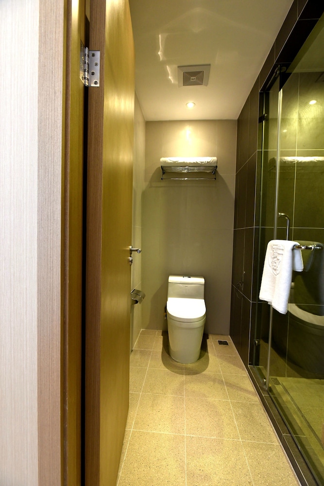 Shanghai Deco Hotel 45/46