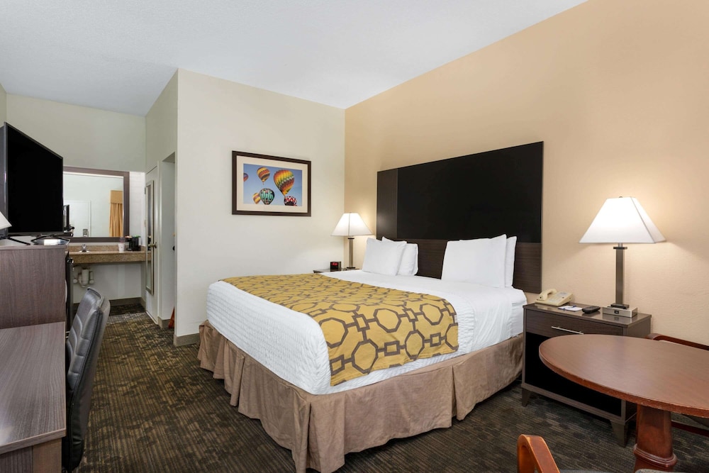 Baymont by Wyndham Tallahassee 20/50