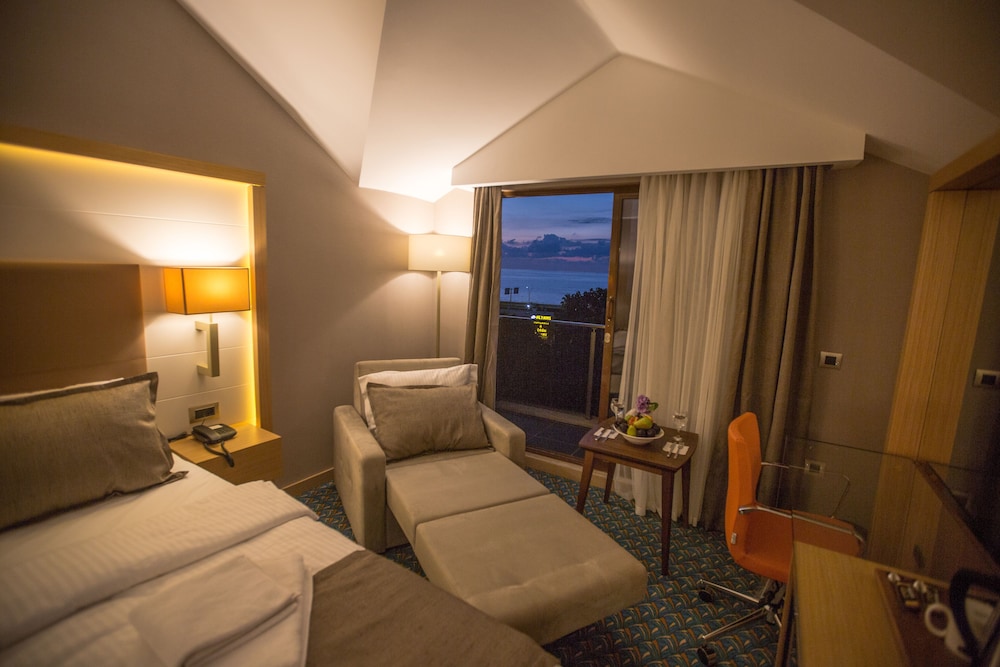 Blue Sea Hotel 37/47