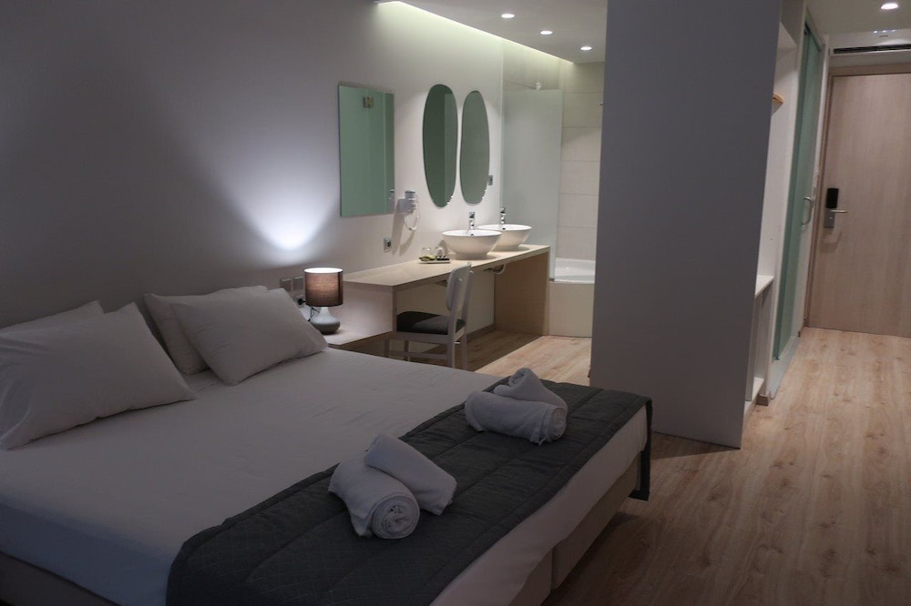 Selyria Resort 15/45