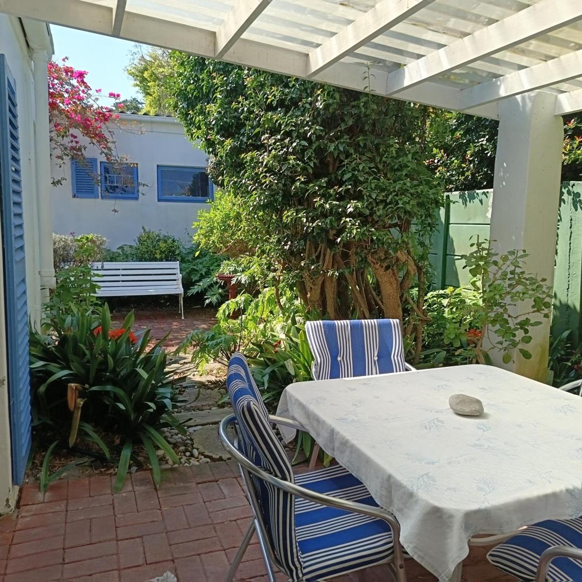 Eastbury Cottage 36/50