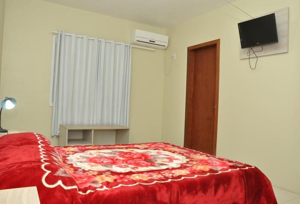 Marechal Plaza Hotel 31/43