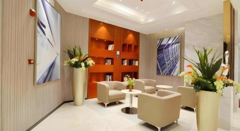 City Comfort Inn (Foshan Nanhai Avenue Guicheng Metro Station) 34/47