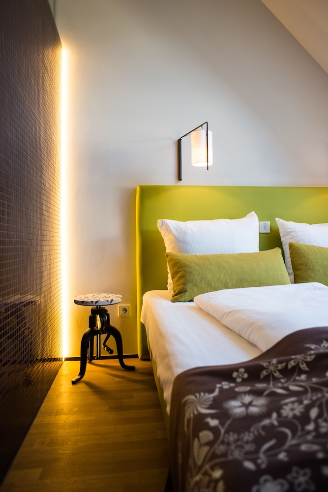 Nala Individuellhotel 12/76