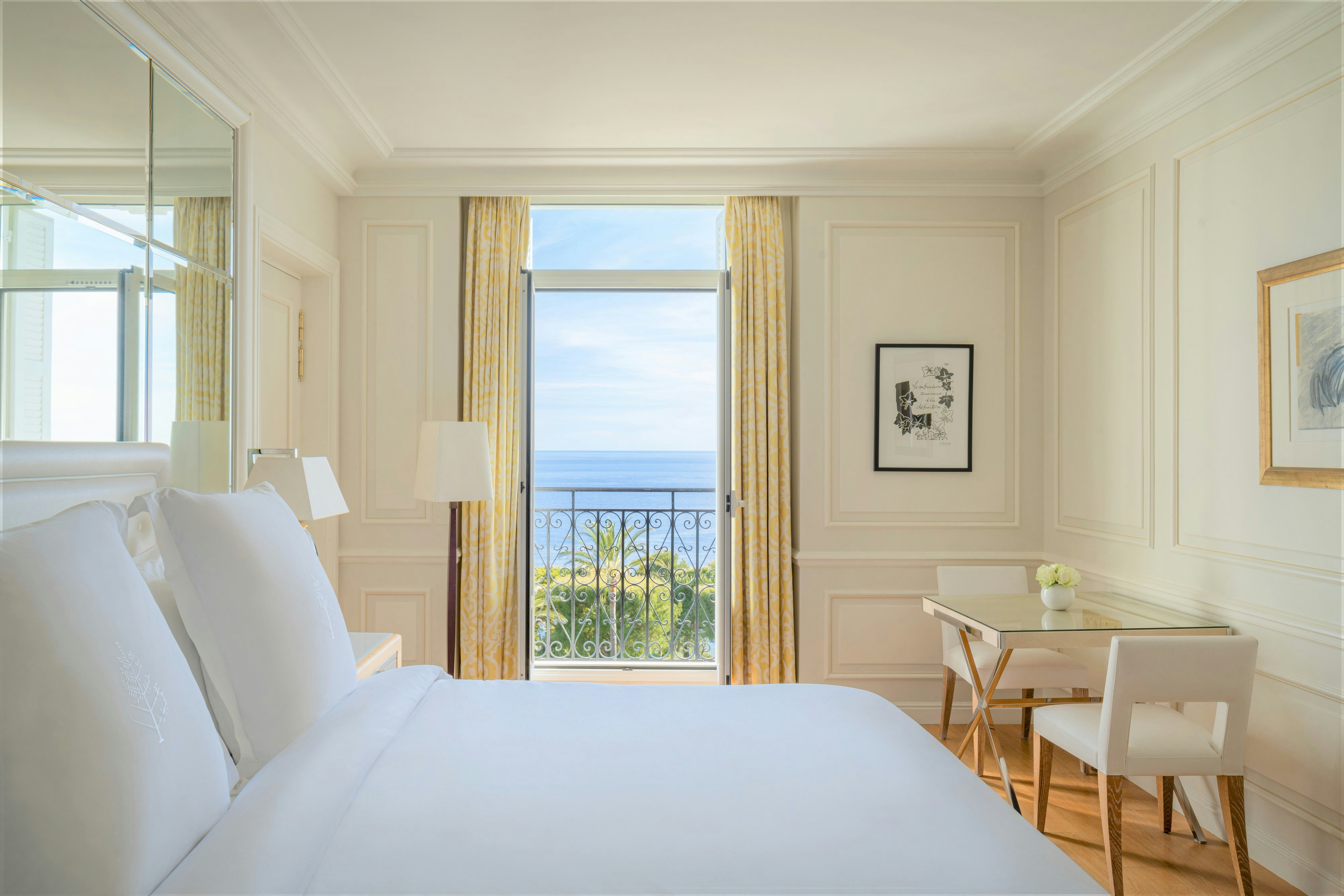 Palace, King Bed, Sea View