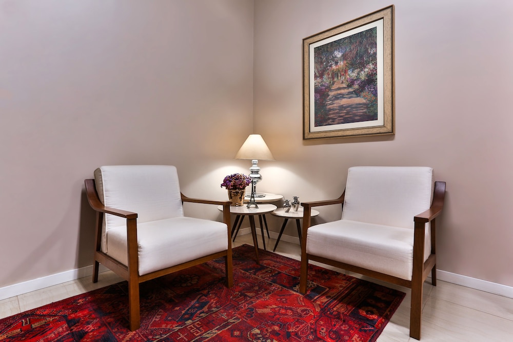 ZALLON HOTEL EXECUTIVE 37/53
