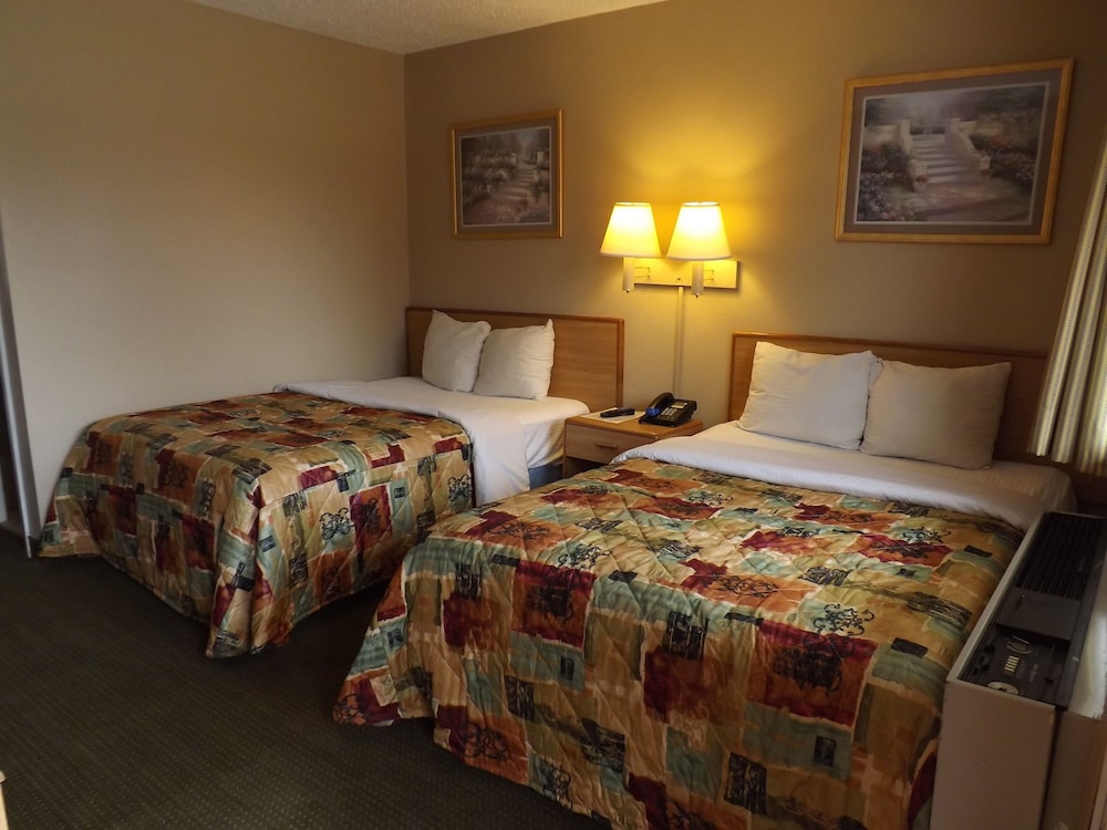 Executive Inn Kilgore North 25/57
