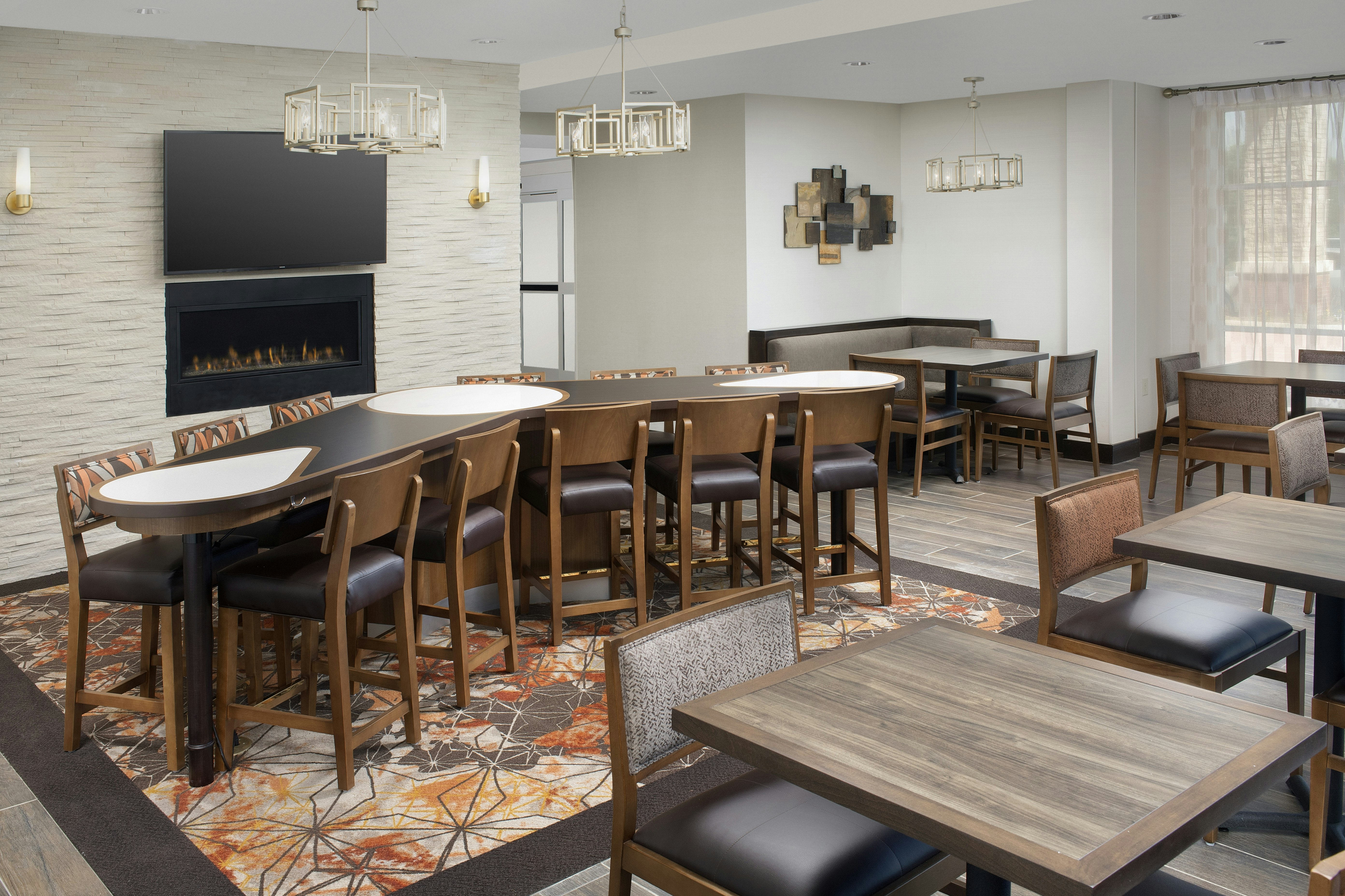 Homewood Suites By Hilton Kansas City Speedway Ks 24/42