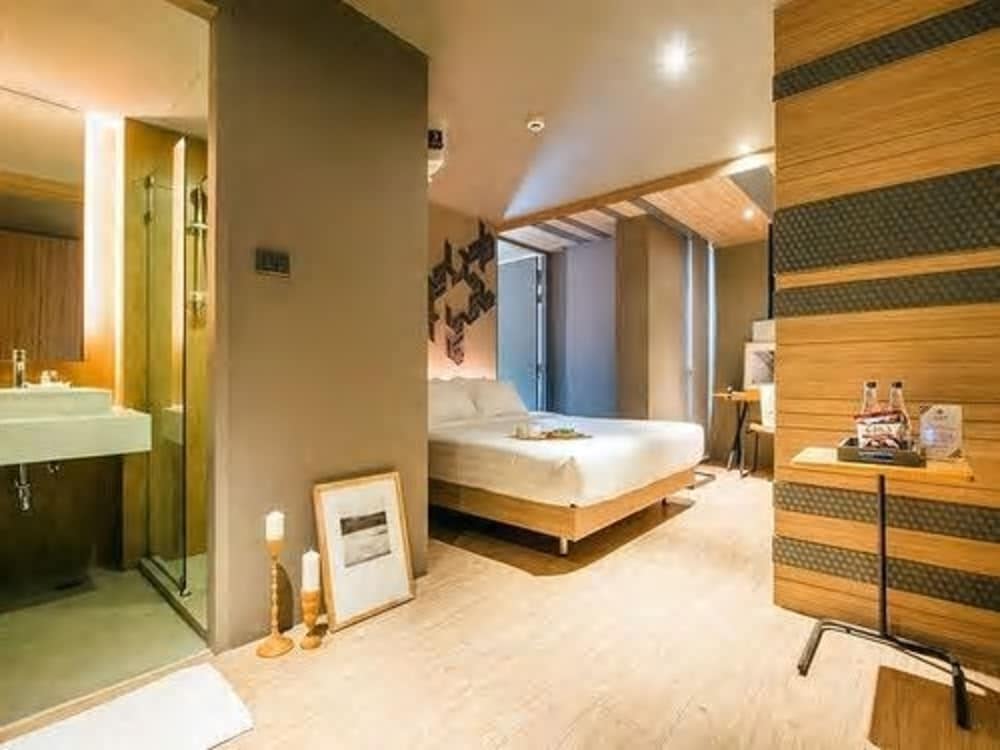 NAP HOTEL BANGKOK 13/48