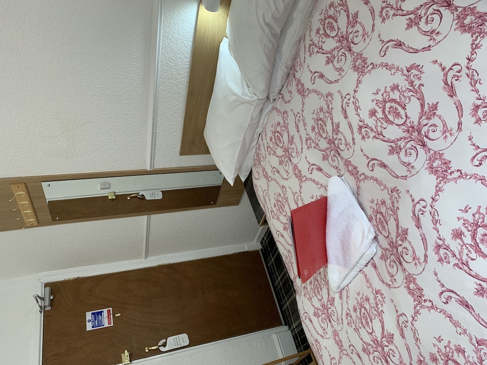 Danescourt Lodge 14/50