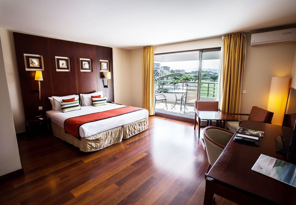 Ramada Hotel & Suites by Wyndham Noumea 9/37