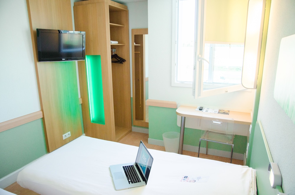 IBIS BUDGET AEROPORT LE BOURGET GARONOR 11/41