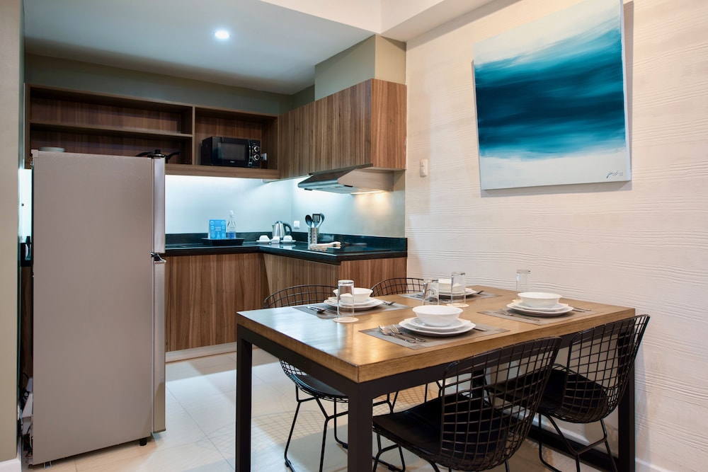 The Sphere Serviced Residences 39/50