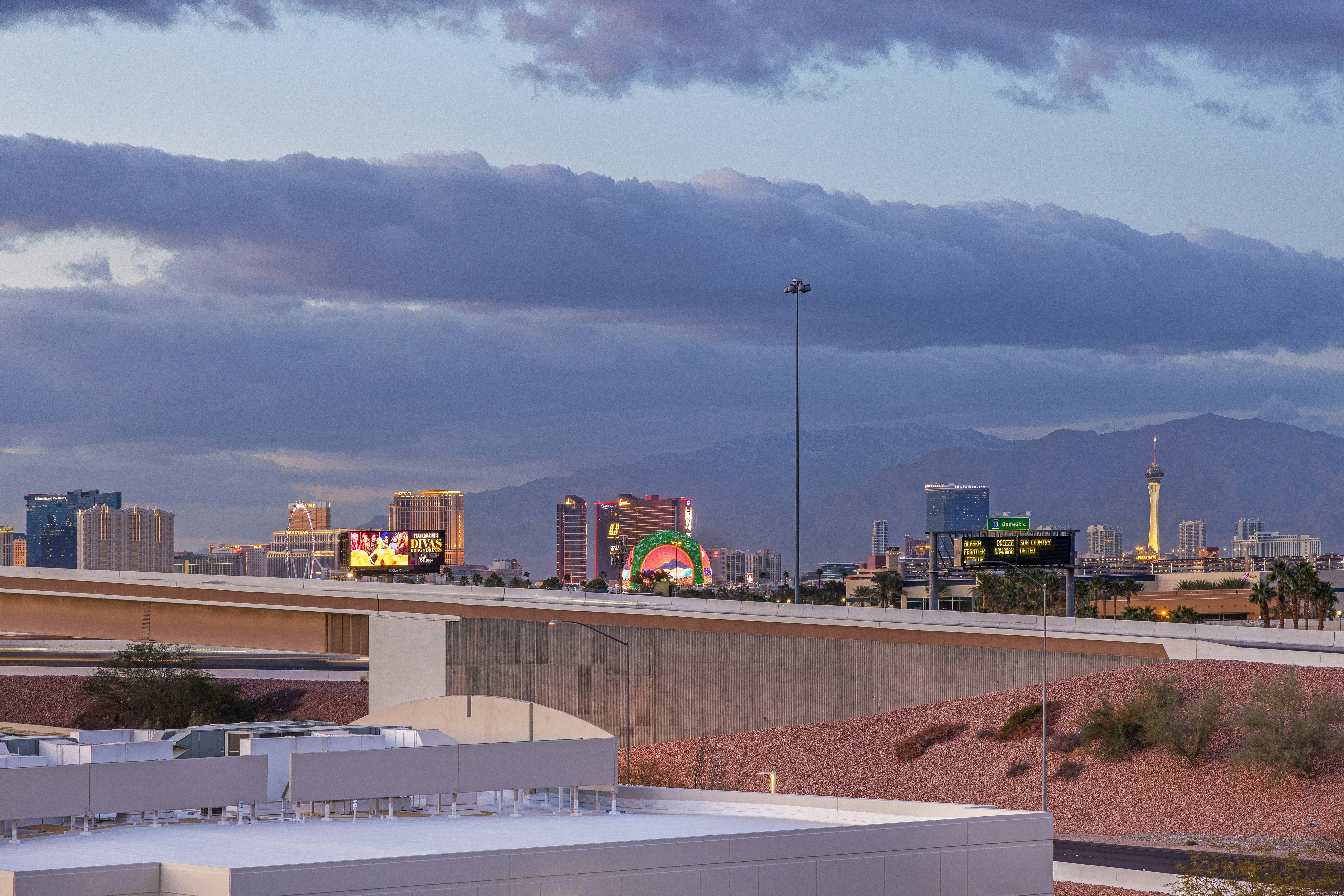 Doubletree By Hilton Las Vegas Airport 57/59