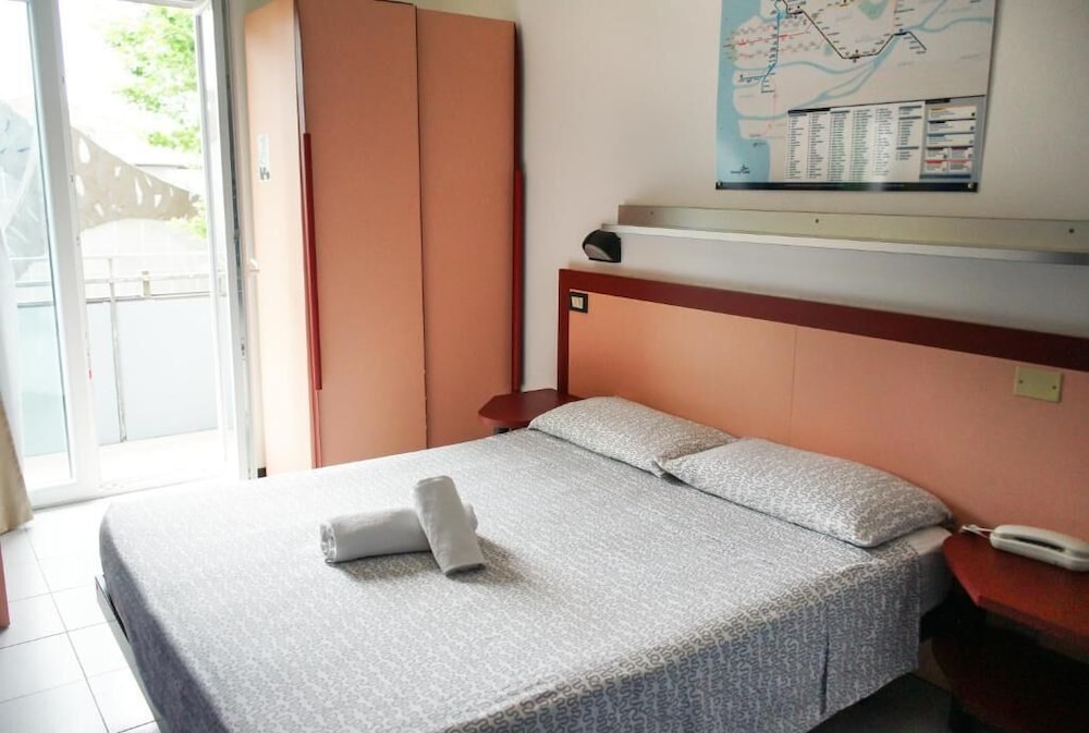 Hotel Elba Young People Hotels 7/25