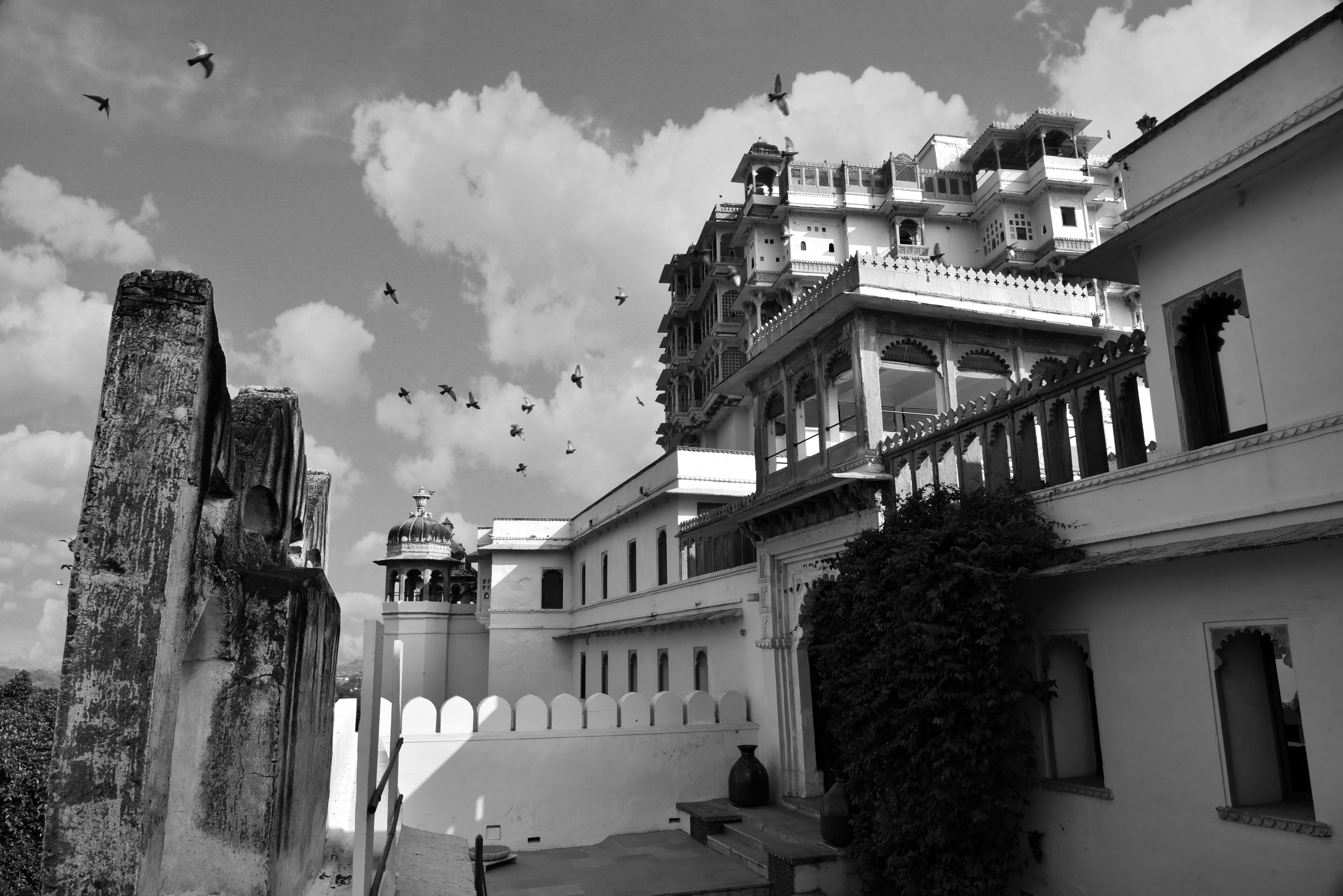RAAS DEVIGARH(Formerly - DEVI GARH BY LEBUA) 67/70