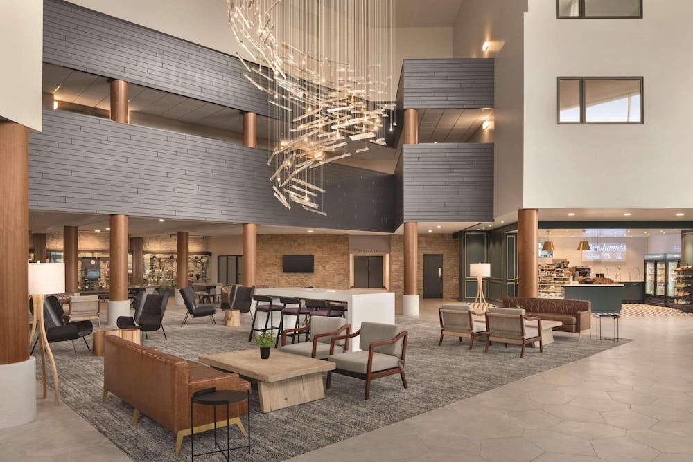 Oneida Casino Hotel 35/60