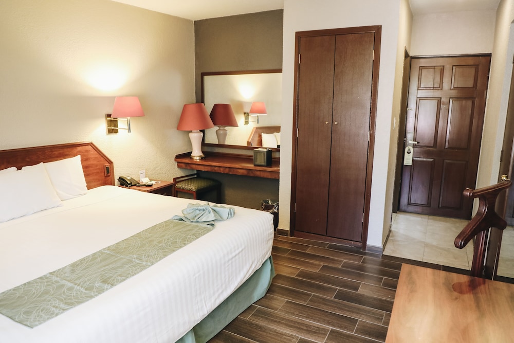 Hotel La Joya 11/62