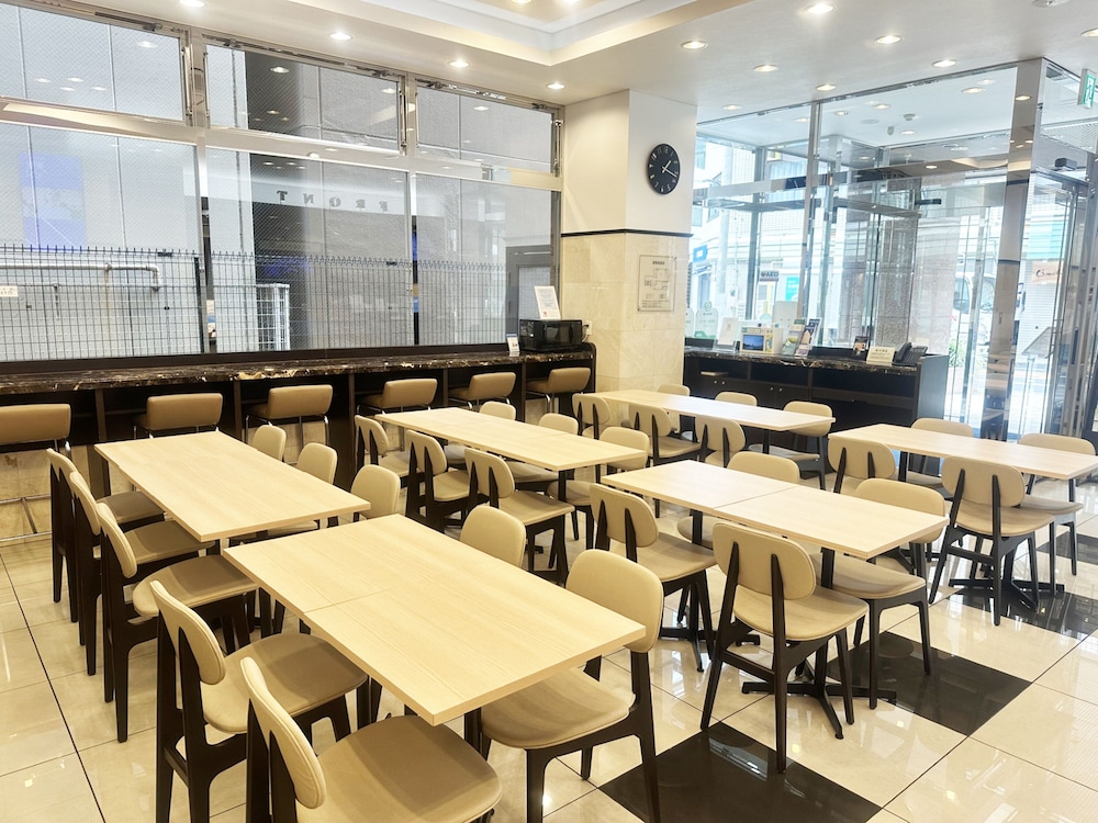Toyoko Inn Shinjuku-Gyoemmae-Eki 3-Ban Deguchi 38/46