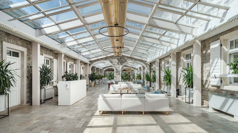 Lazure Hotel and Marina in HERCEG NOVI