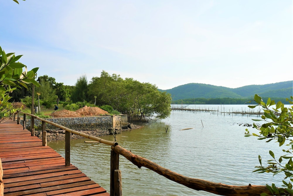 Ko Nokyai Resort 14/19