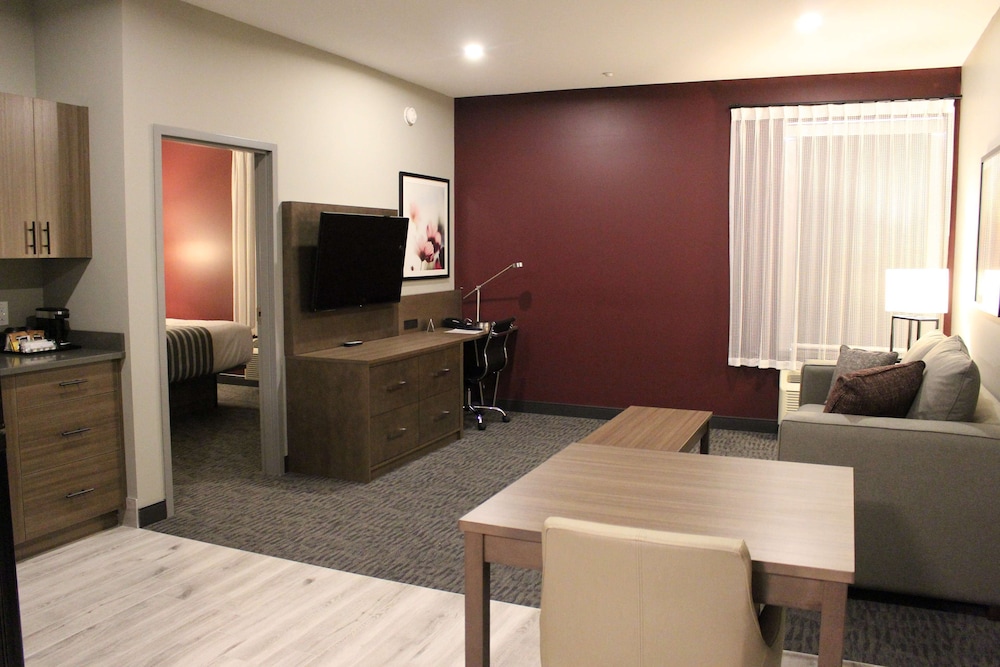 Best Western Plus Dauphin 24/35