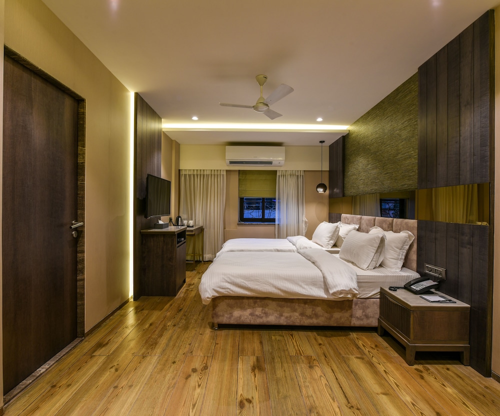 Hotel Orient Regency 14/34
