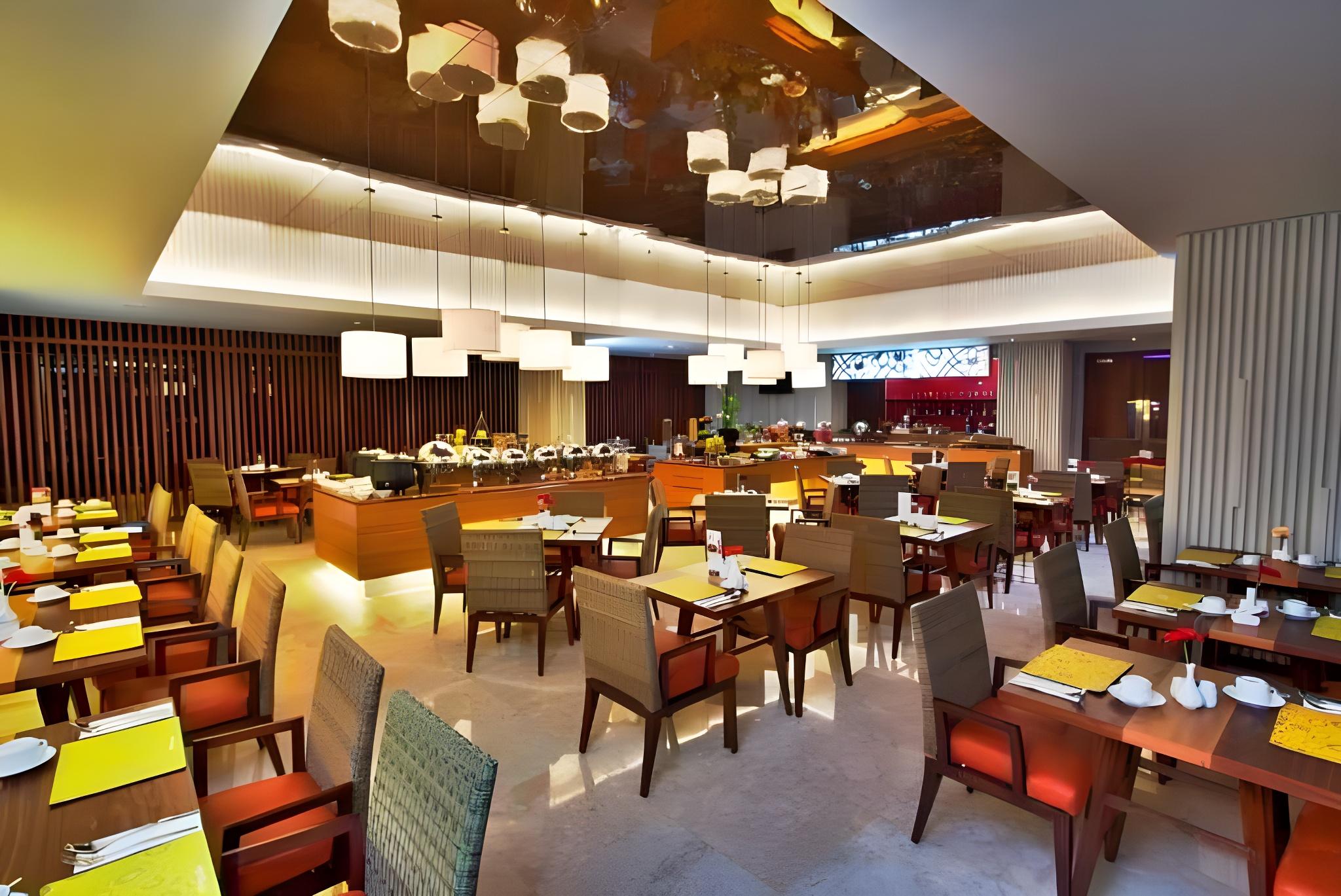 Soll Marina Hotel And Conference Center Bangka 31/47
