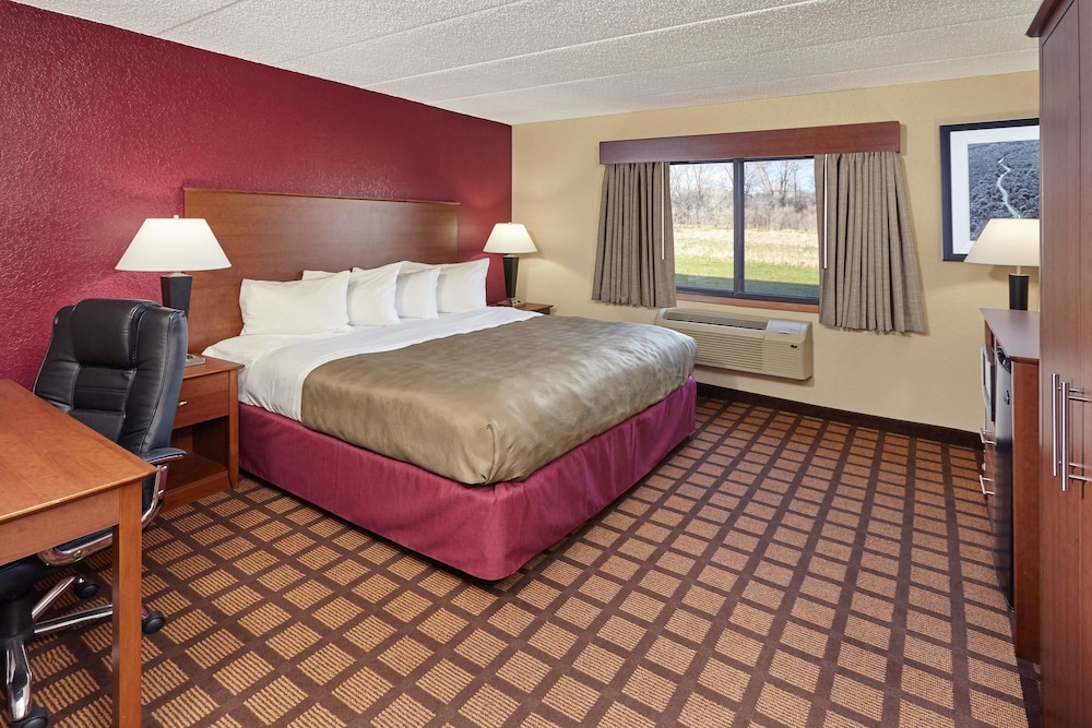 Americinn By Wyndham Burlington 12/38