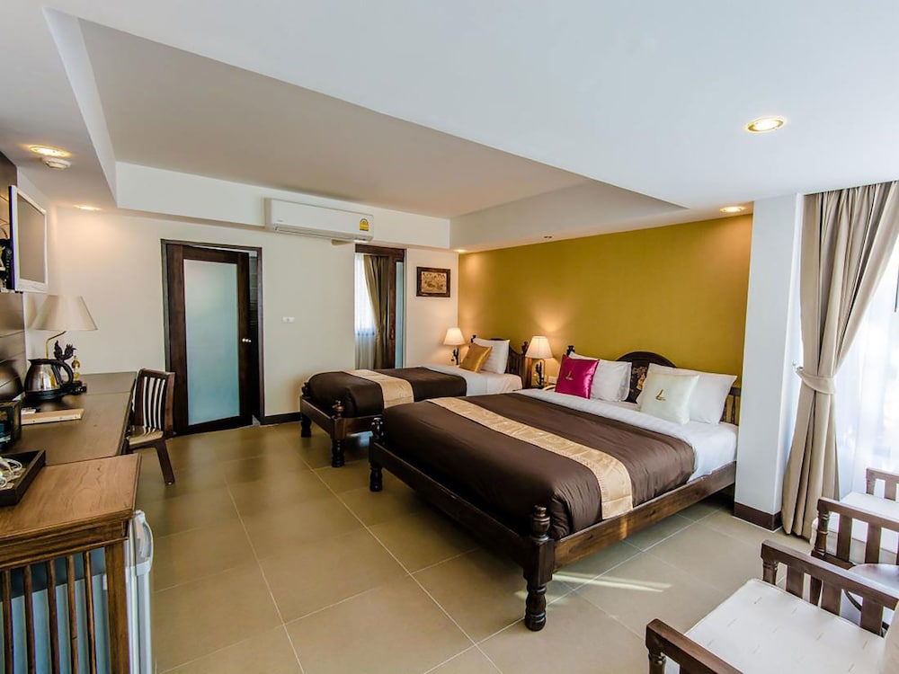 Goldenbell Hotel Chiangmai 27/60